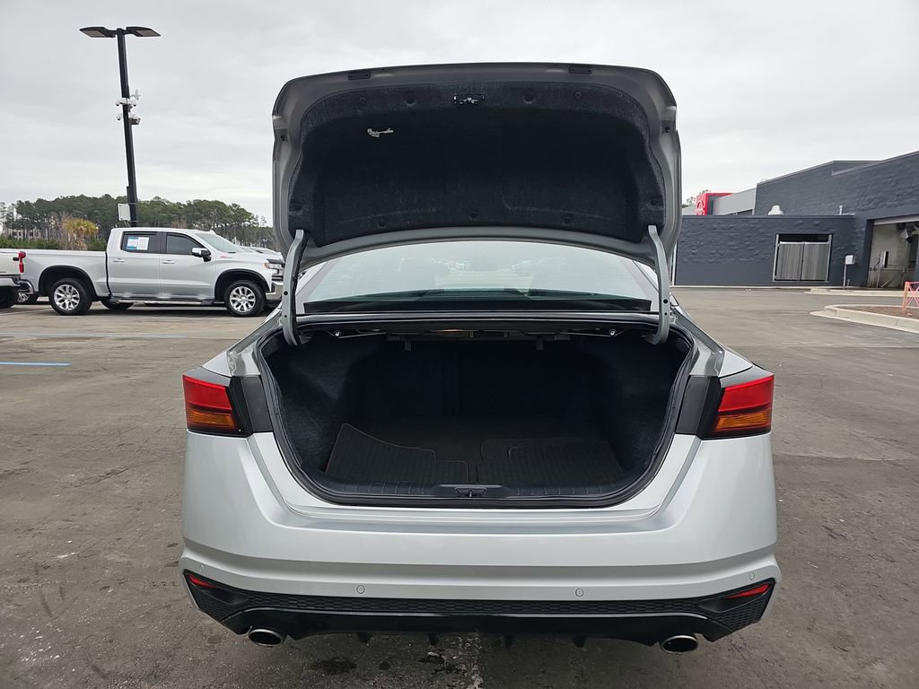 Used 2023 Nissan Altima 2.5 SR image 16
