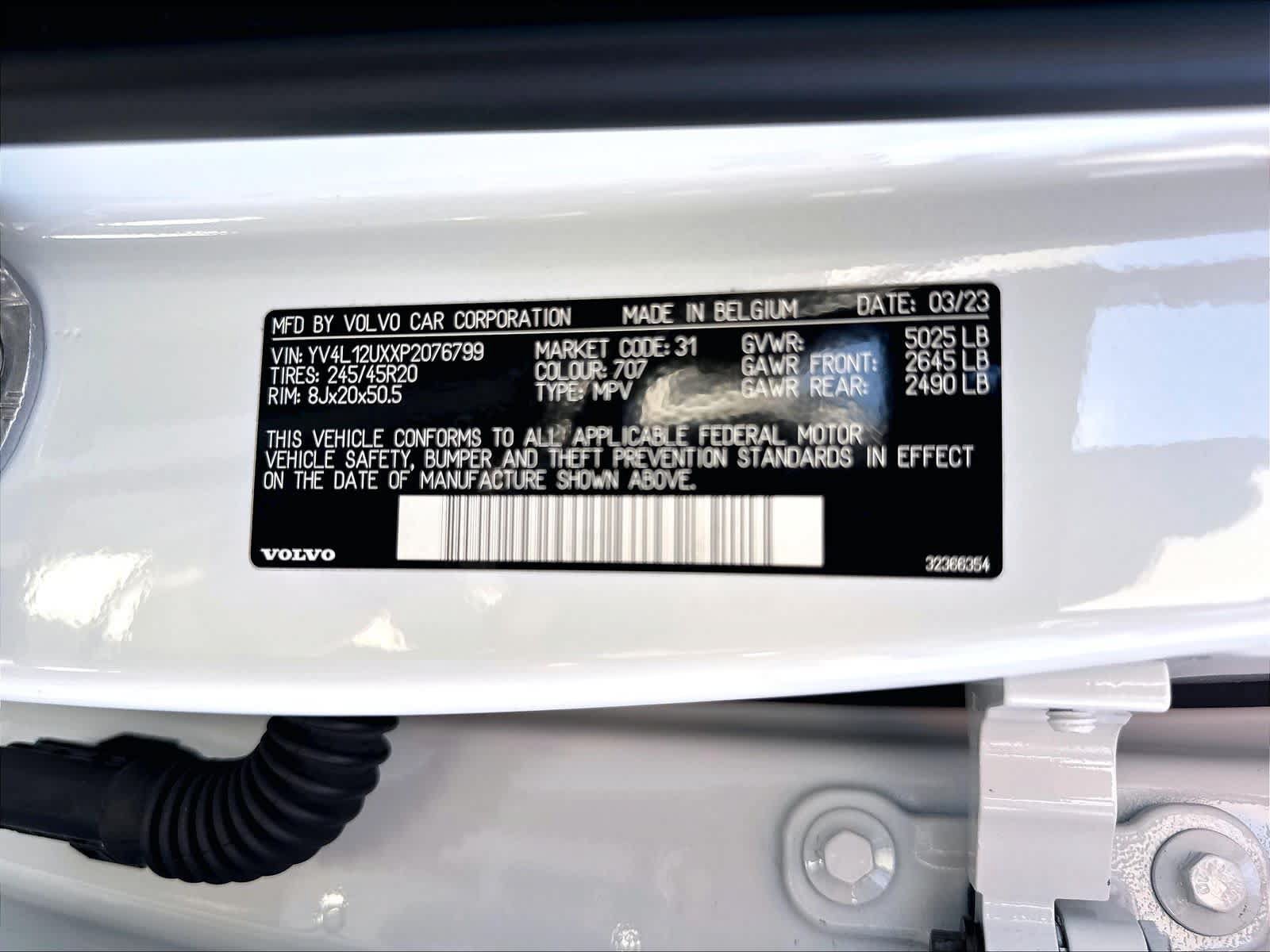 Used 2023 Volvo XC40 B5 Ultimate w/ Protection Package Premier AWD/4WD image 36