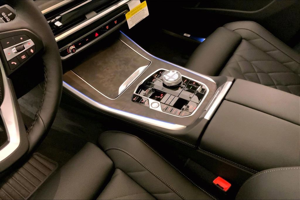 New 2026 BMW X5 xDrive50e w/ Executive Package image 6