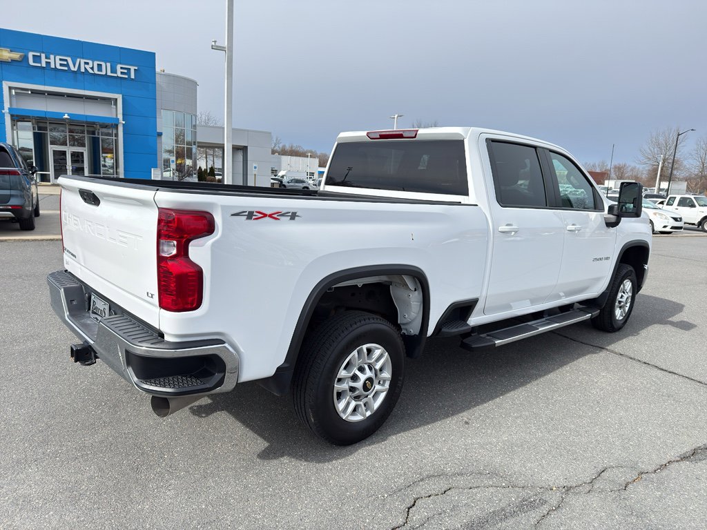 Used 2025 Chevrolet Silverado 2500 LT w/ Convenience Package image 7