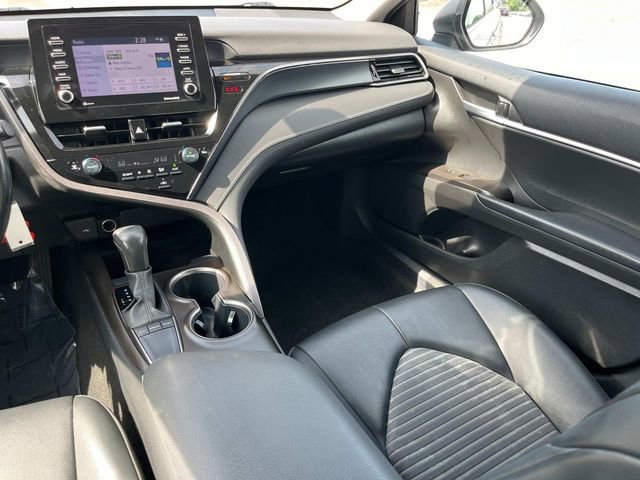 Used 2023 Toyota Camry SE FWD image 16