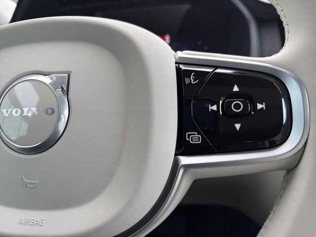 New 2026 Volvo XC90 T8 Ultra w/ Protection Package Premier image 18