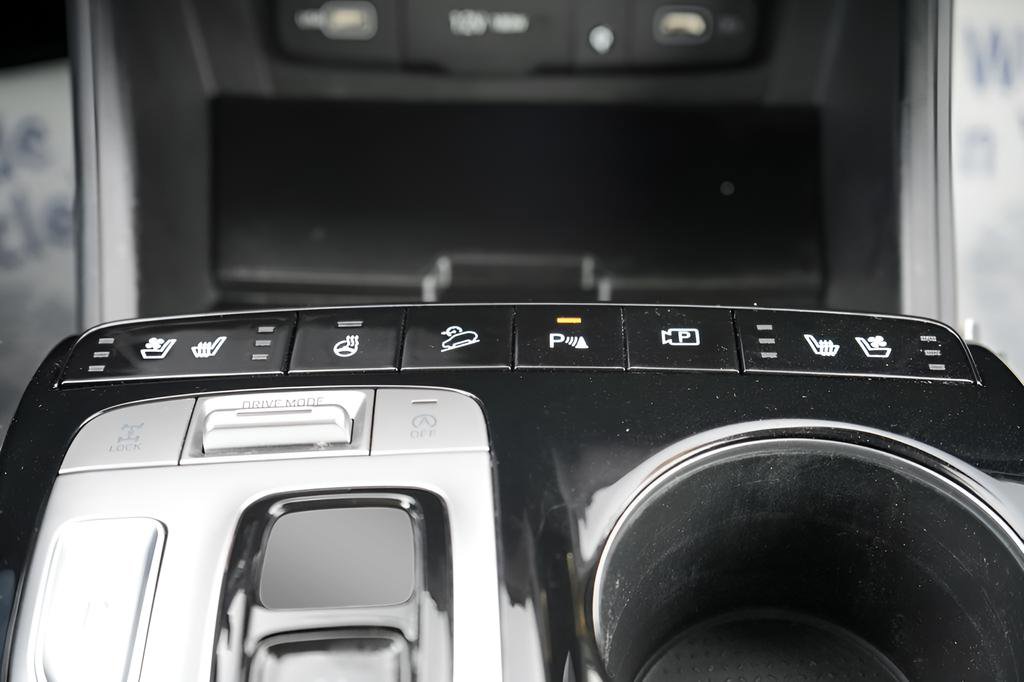 Certified 2024 Hyundai Tucson Limited AWD/4WD image 34