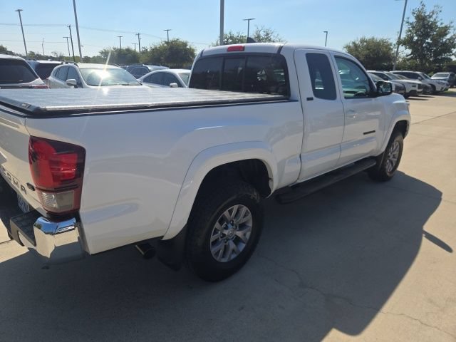 Used 2019 Toyota Tacoma SR5 AWD/4WD image 3