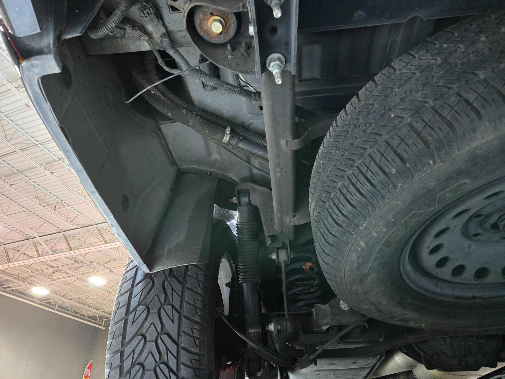 Used 2012 Chevrolet Avalanche LT w/ All-Star Edition image 19