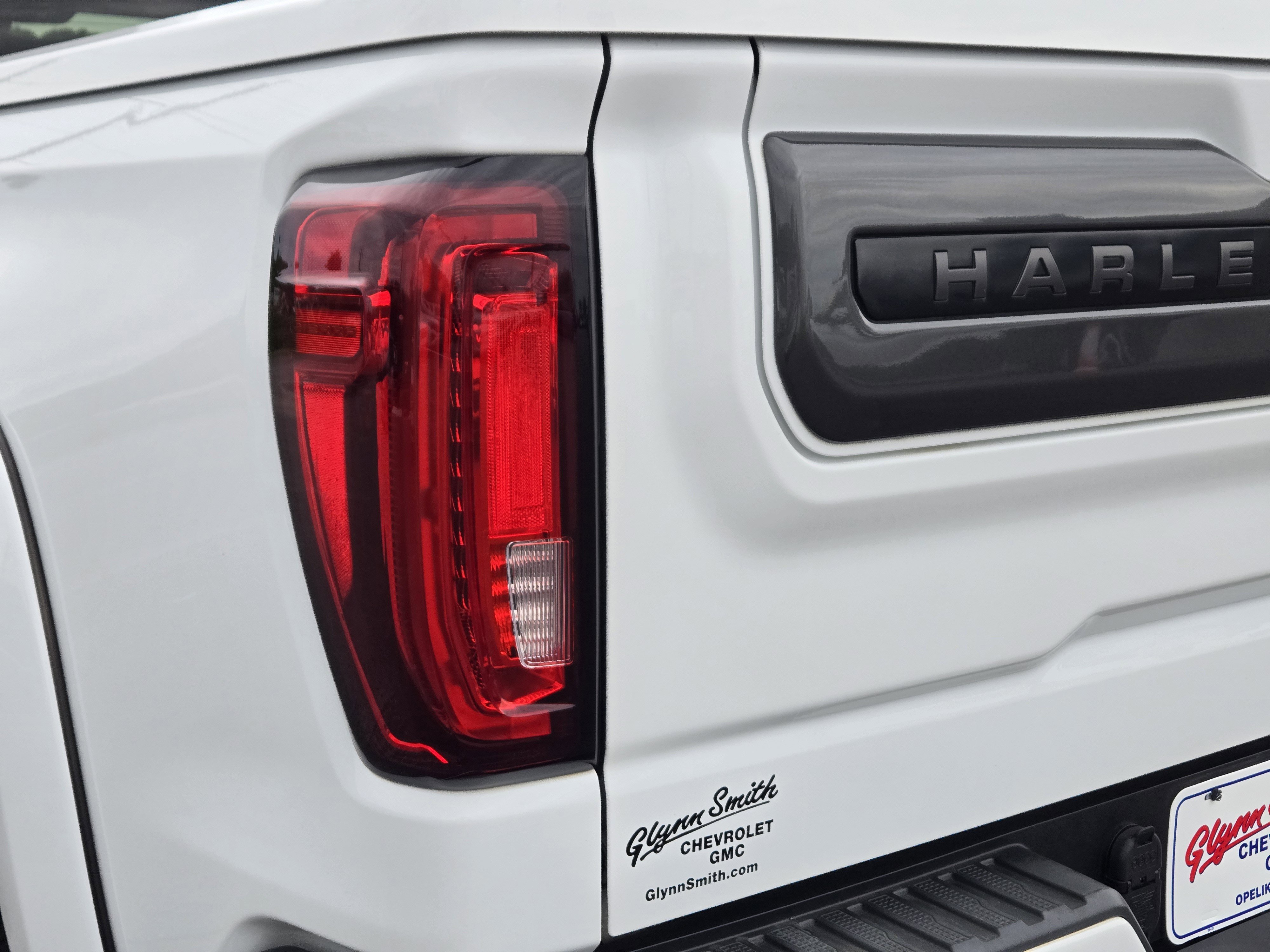 Used 2020 GMC Sierra 1500 SLT w/ SLT Premium Plus Package AWD/4WD image 10
