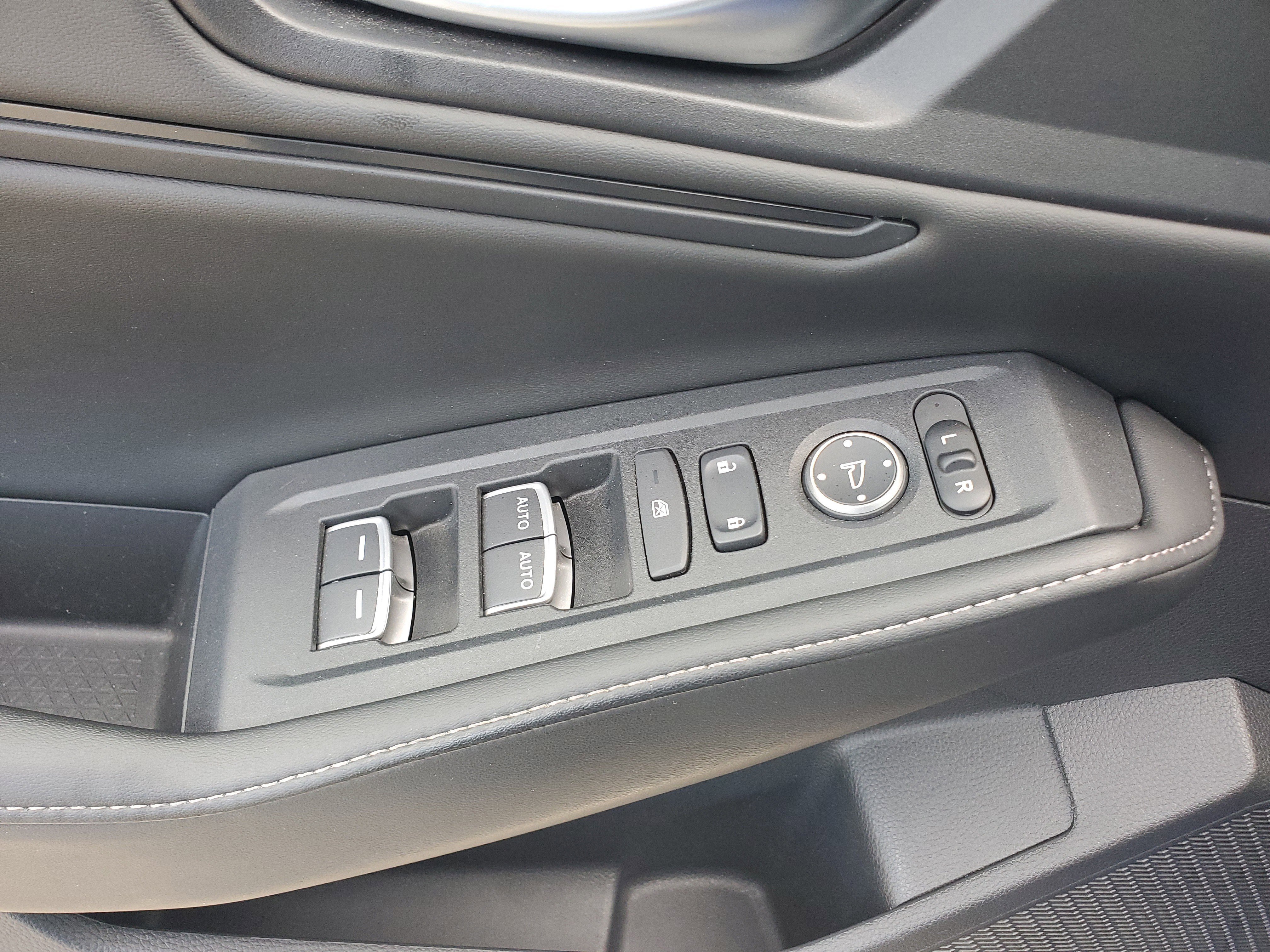 Used 2023 Honda Accord Sport image 28