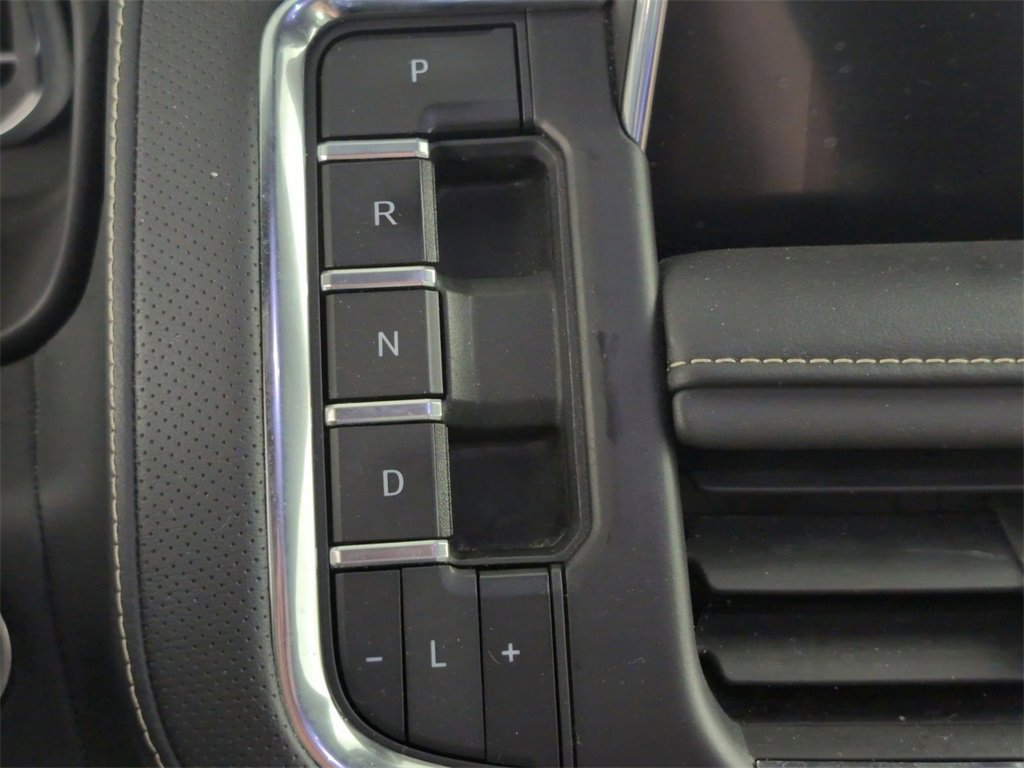 Certified 2024 GMC Yukon XL SLT image 14