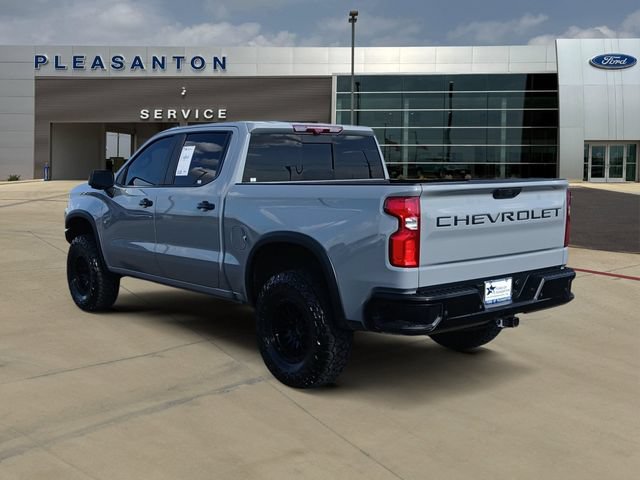 Used 2024 Chevrolet Silverado 1500 ZR2 w/ Technology Package AWD/4WD image 3