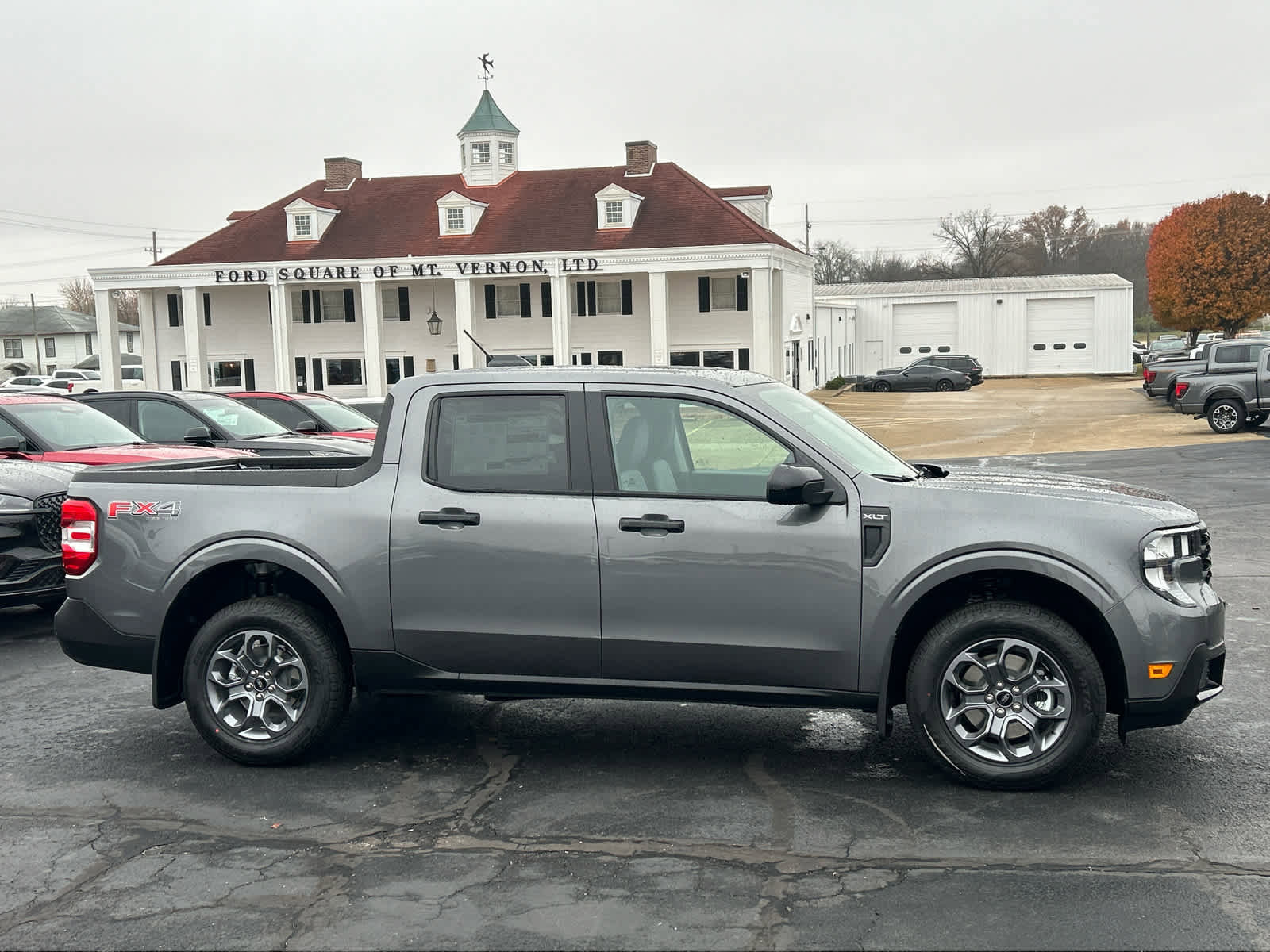 New 2025 Ford Maverick XLT w/ XLT Luxury Package image 4
