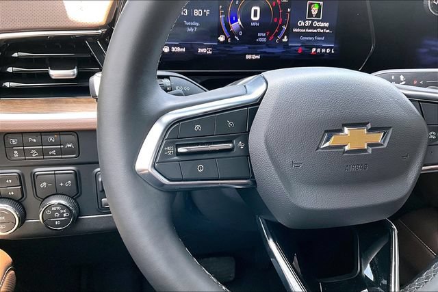 Used 2025 Chevrolet Tahoe High Country AWD/4WD image 11