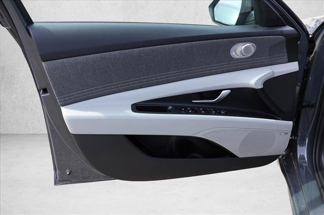 New 2026 Hyundai Elantra Limited FWD image 12