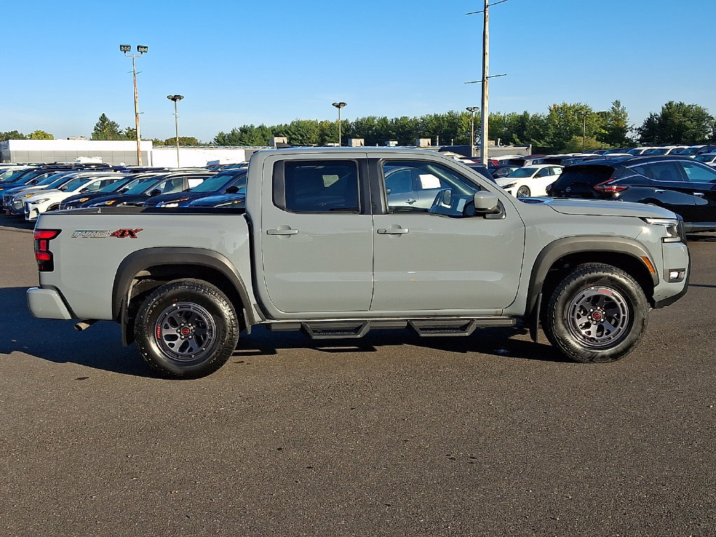 Certified 2025 Nissan Frontier PRO-4X AWD/4WD image 8
