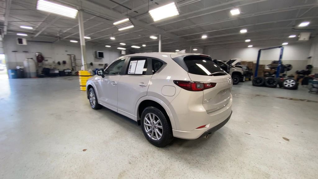 Used 2025 MAZDA CX-5 AWD 2.5 S w/ Preferred Package image 8