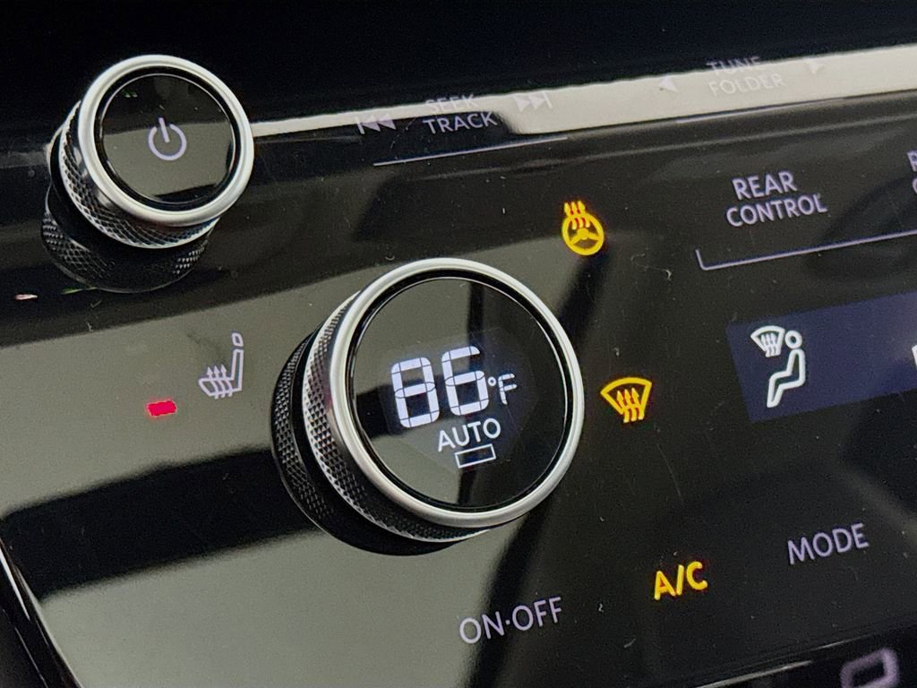 Used 2023 INFINITI QX60 Luxe image 17