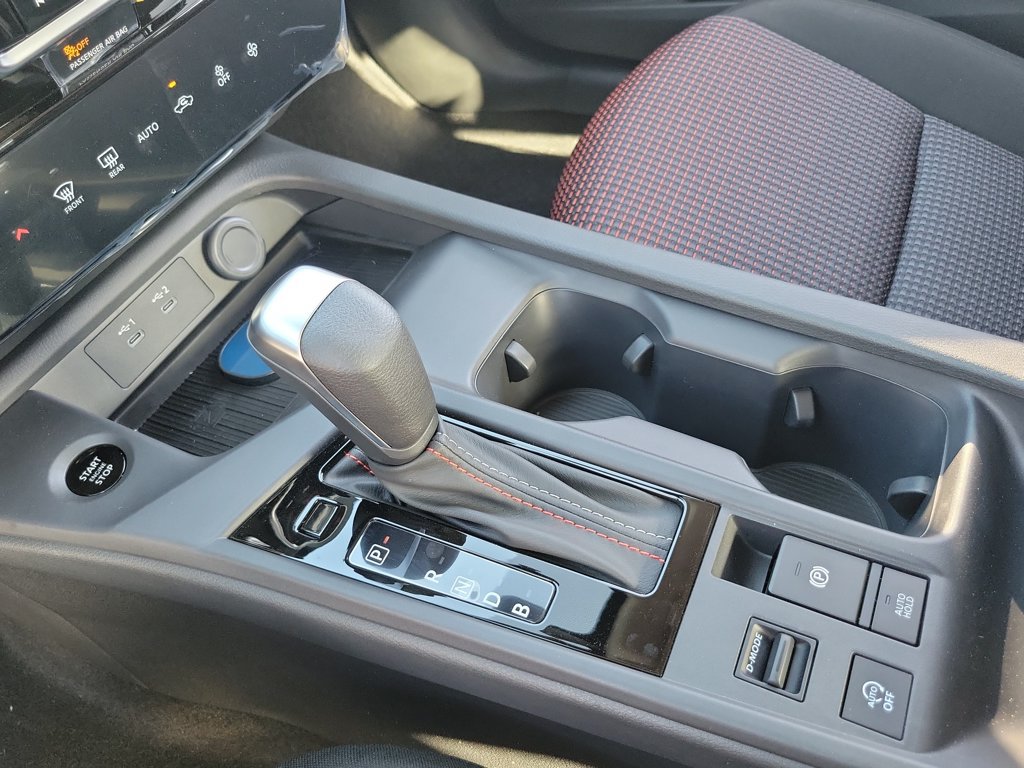 New 2027 Nissan Sentra SR w/ Floor Mat Package FWD image 10
