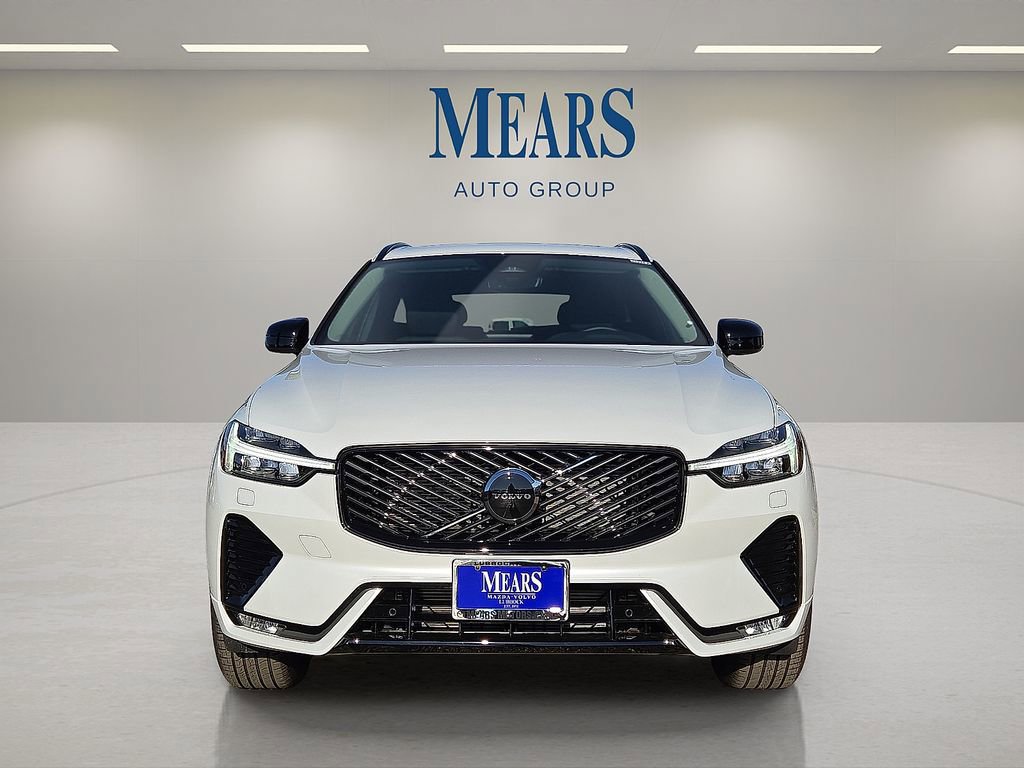 New 2026 Volvo XC60 B5 Core w/ Climate Package image 8