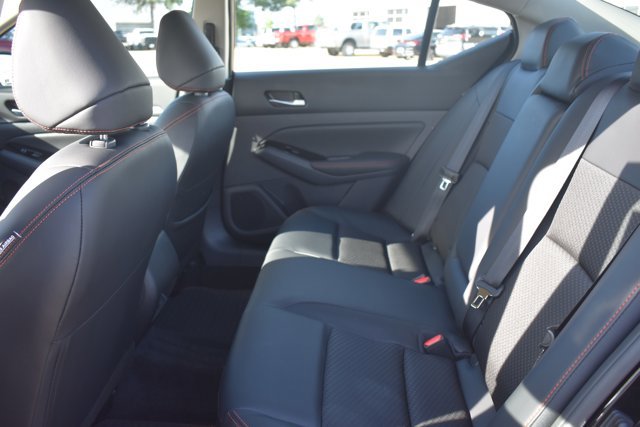Used 2025 Nissan Altima 2.5 SR FWD image 16
