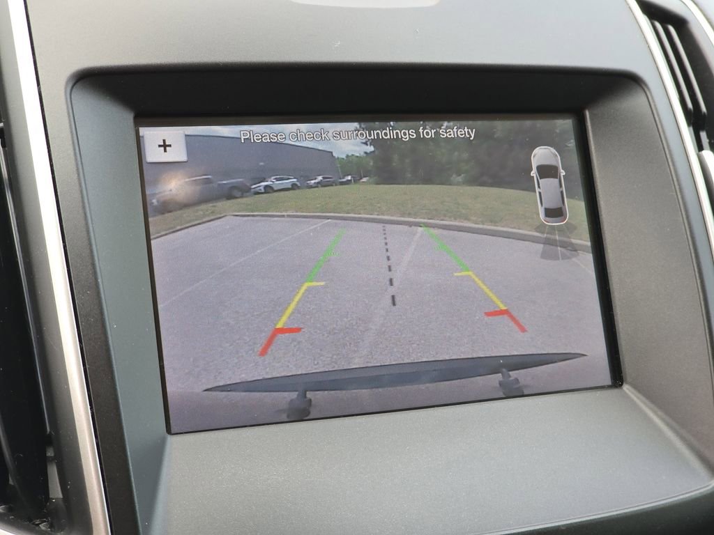 Used 2019 Ford Edge SEL w/ Equipment Group 201A AWD/4WD image 17