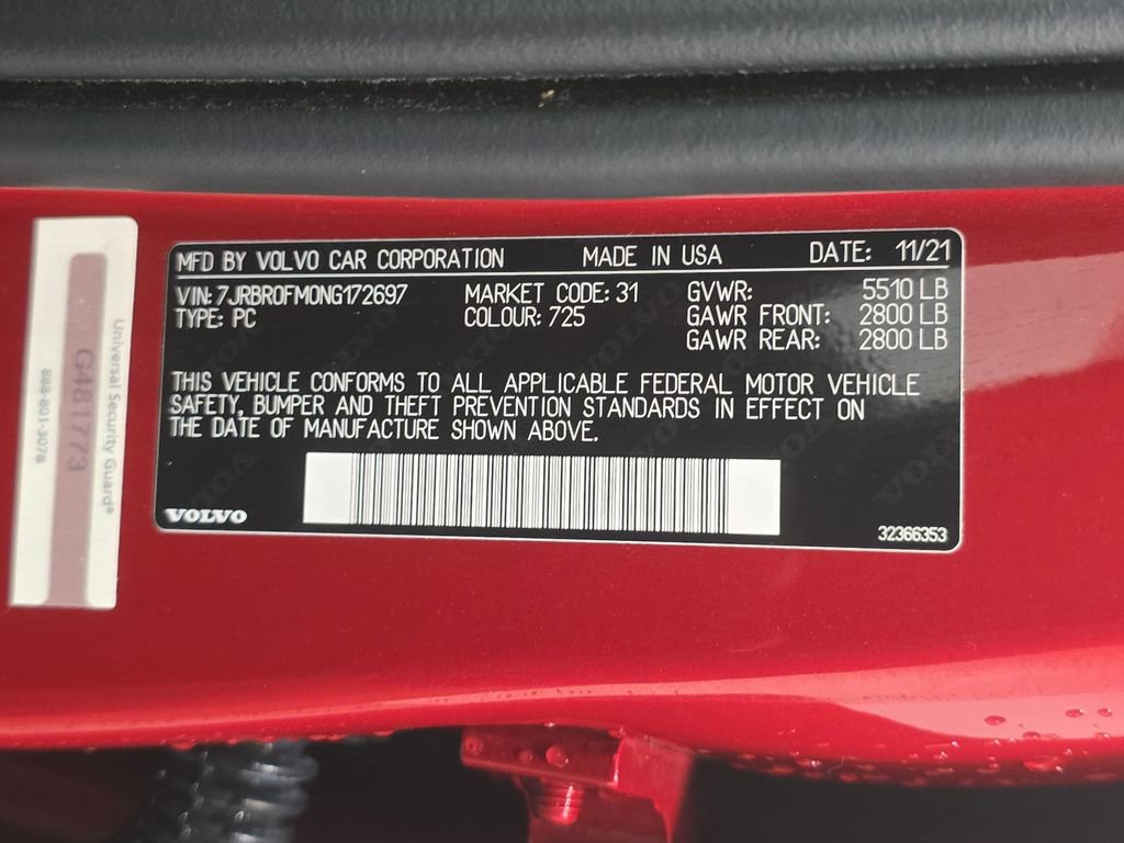 Used 2022 Volvo S60 T8 R-Design image 32