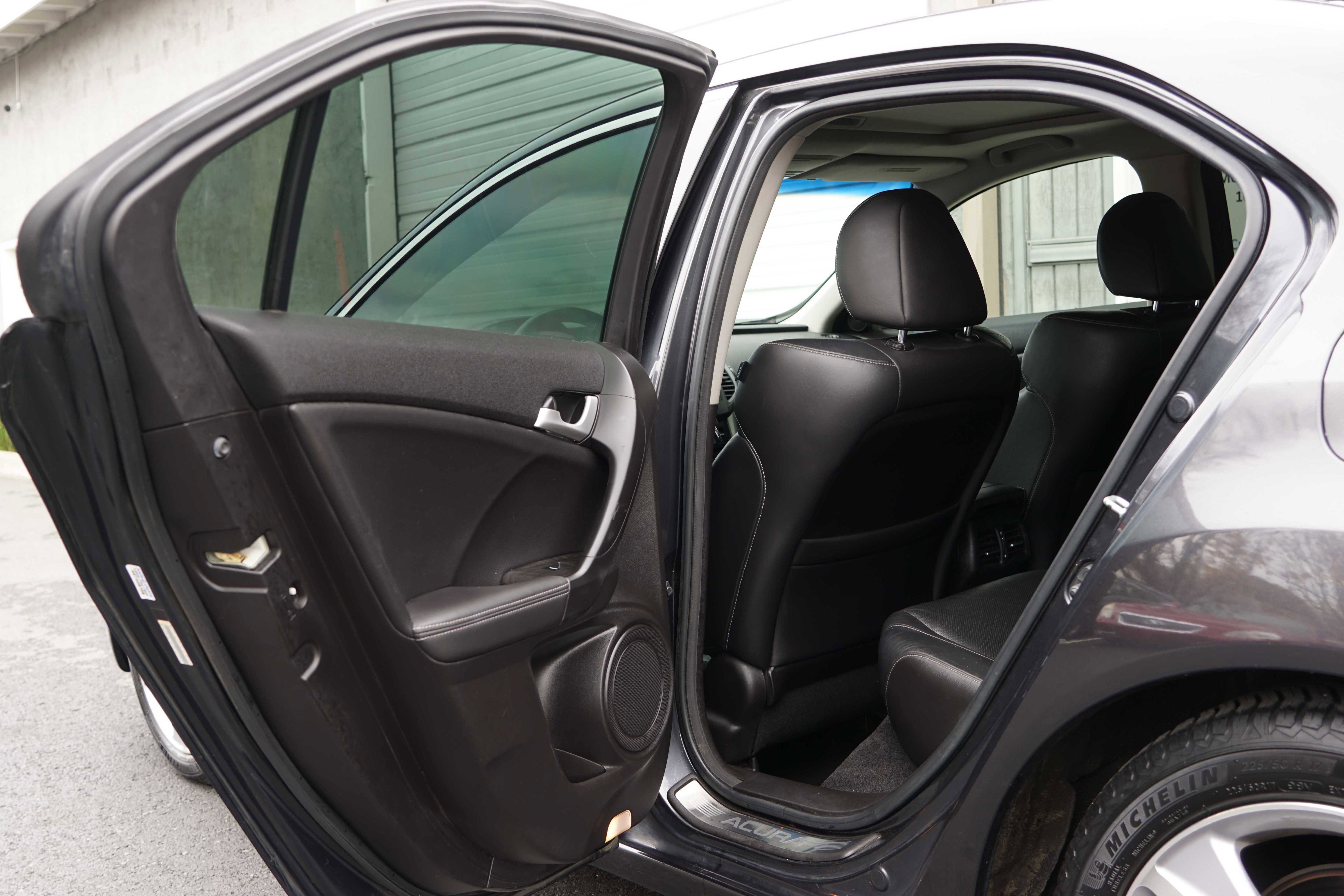 Used 2011 Acura TSX Sedan image 27