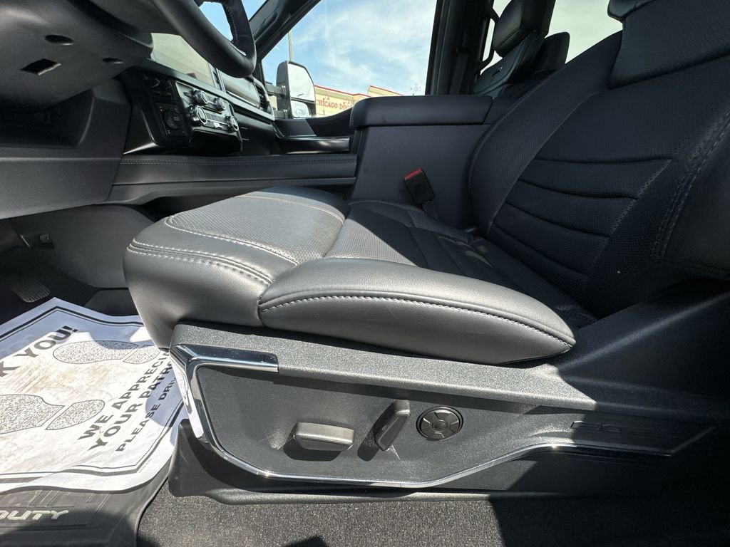 Used 2026 Ford F250 Platinum AWD/4WD image 12