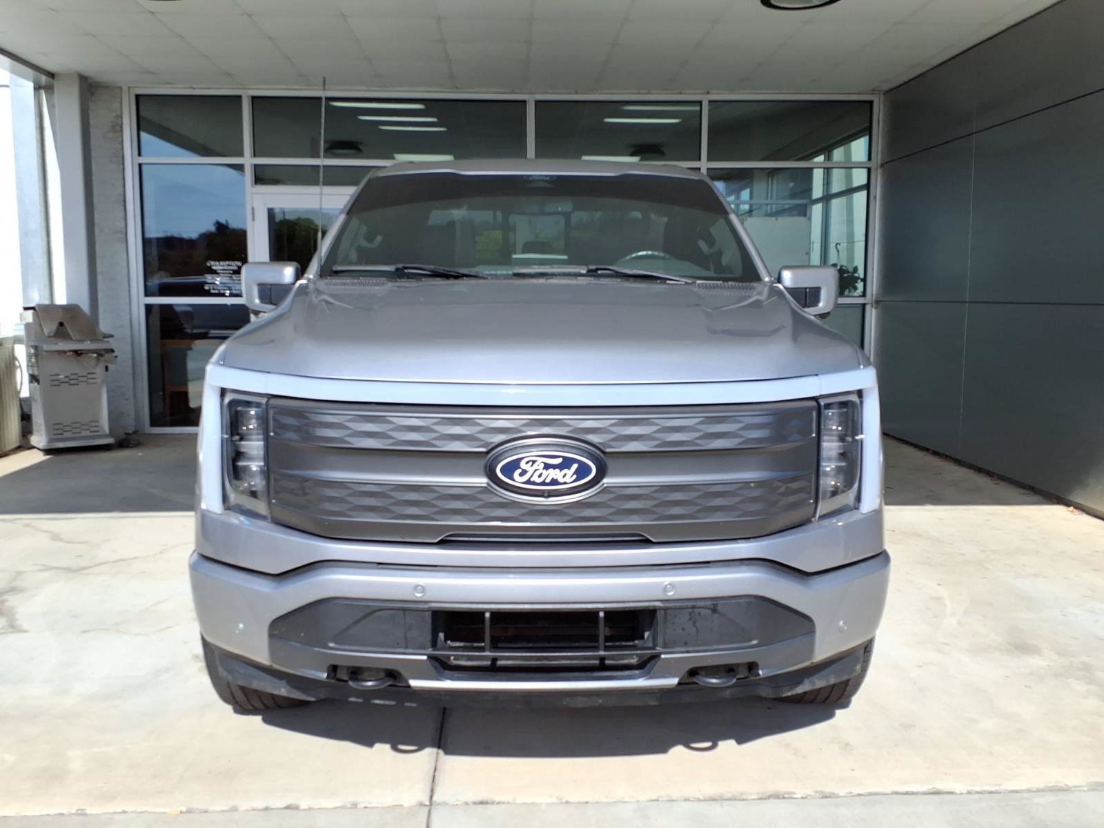 Used 2024 Ford F150 Lightning Lariat AWD/4WD image 2