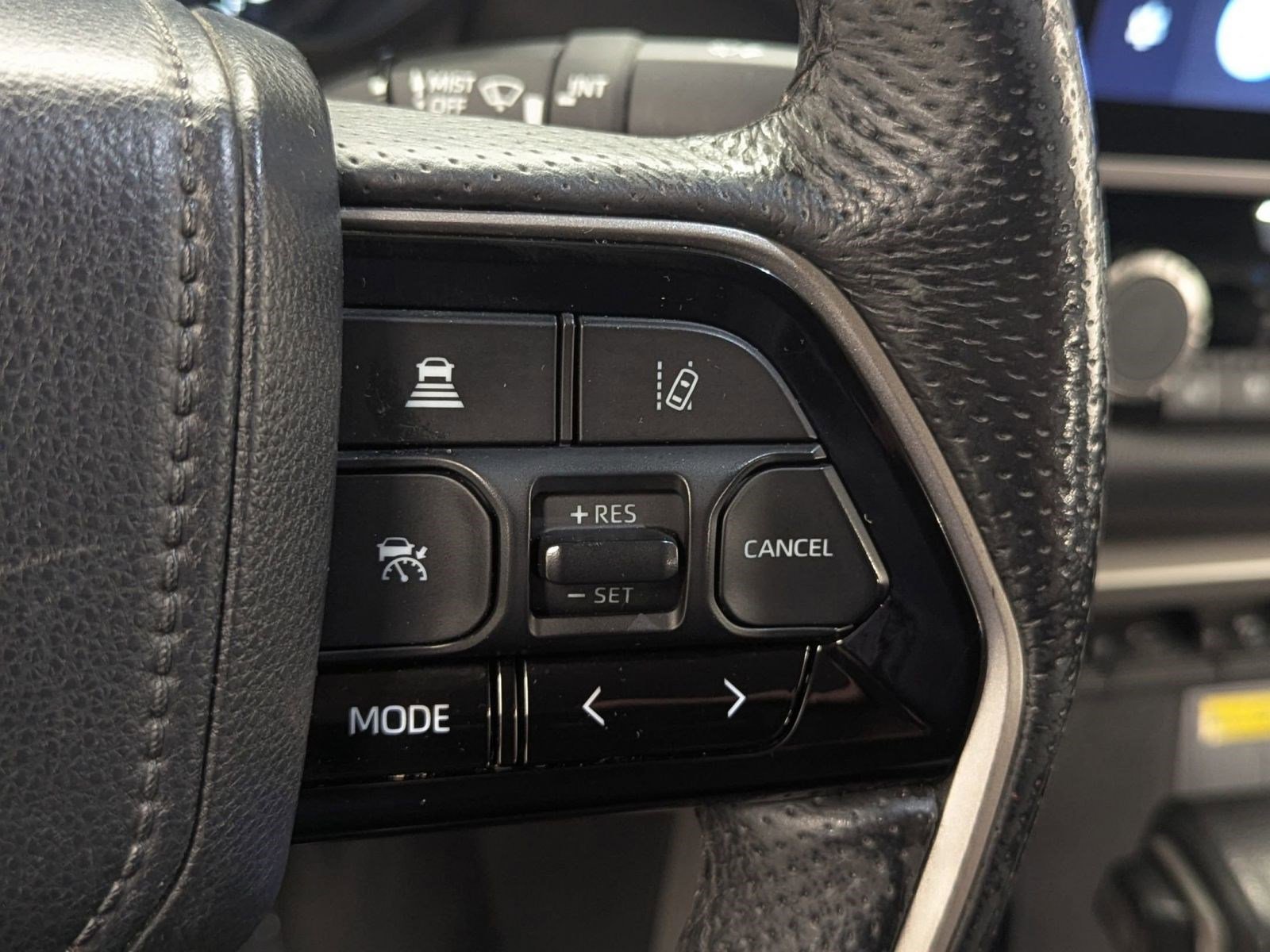 Used 2022 Toyota Tundra Limited image 23