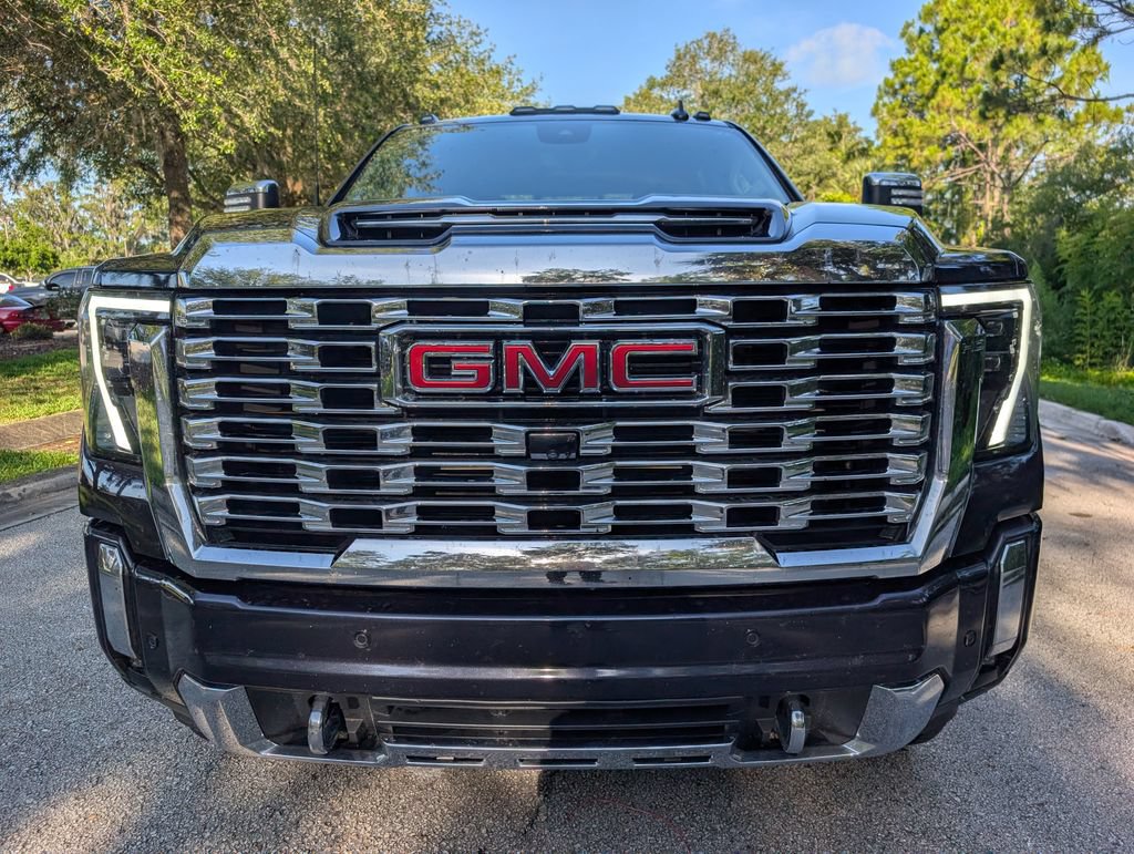 Used 2024 GMC Sierra 2500 Denali w/ Denali Reserve Package AWD/4WD image 2
