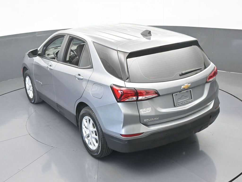 Used 2024 Chevrolet Equinox LS w/ Driver Confidence II Package image 46