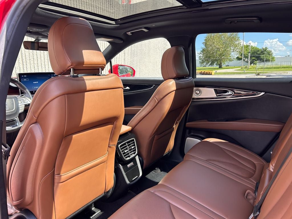 Used 2021 Lincoln Nautilus Reserve w/ Equipment Group 202A AWD/4WD image 13