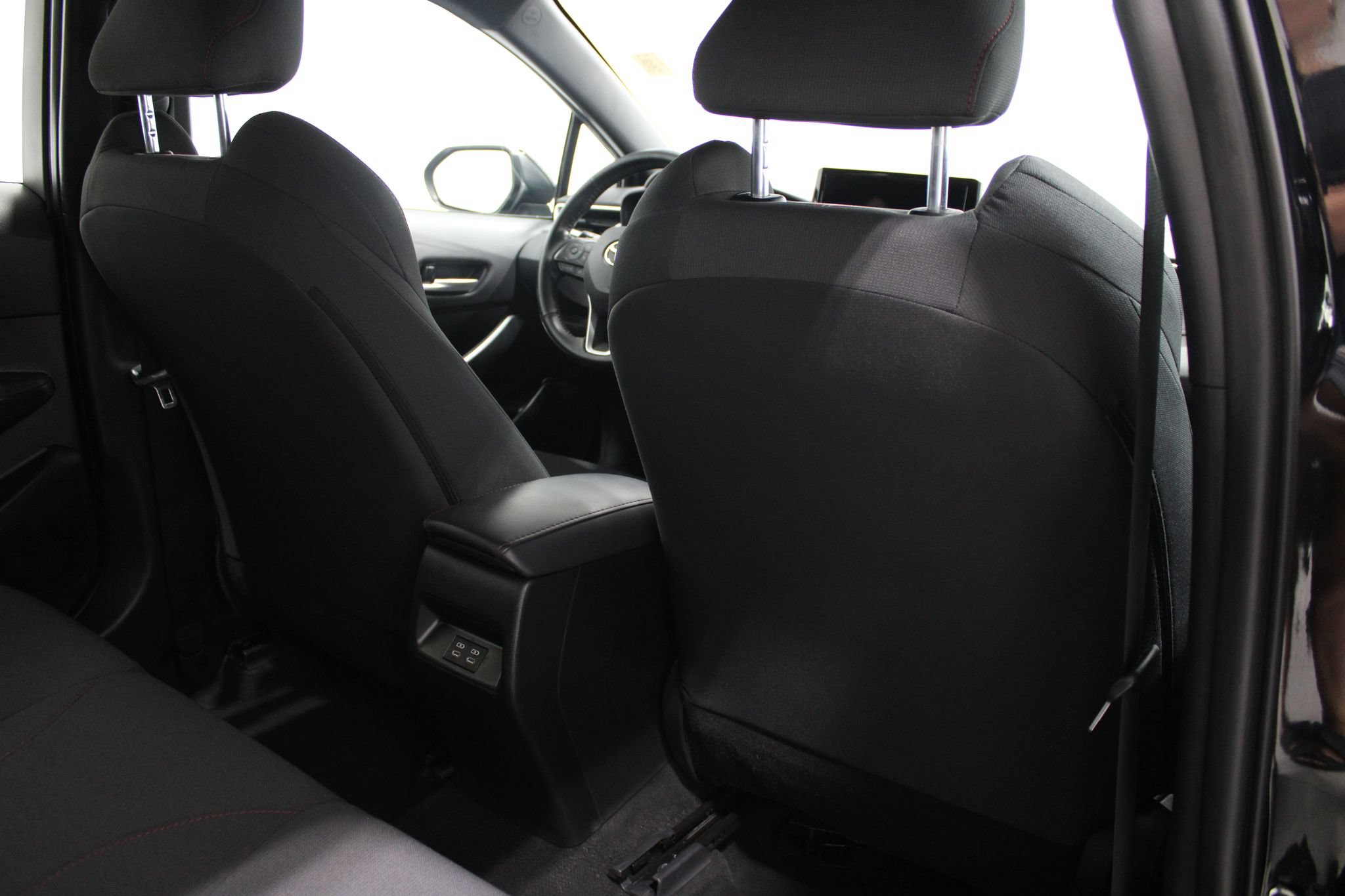 Used 2024 Toyota Corolla SE FWD image 21
