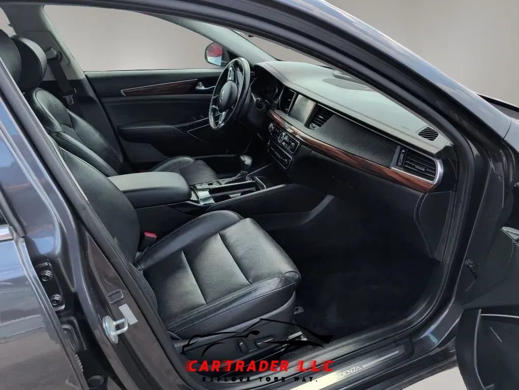 Used 2019 Kia Cadenza Technology FWD image 21