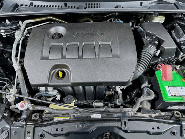 Used 2017 Toyota Corolla SE image 3