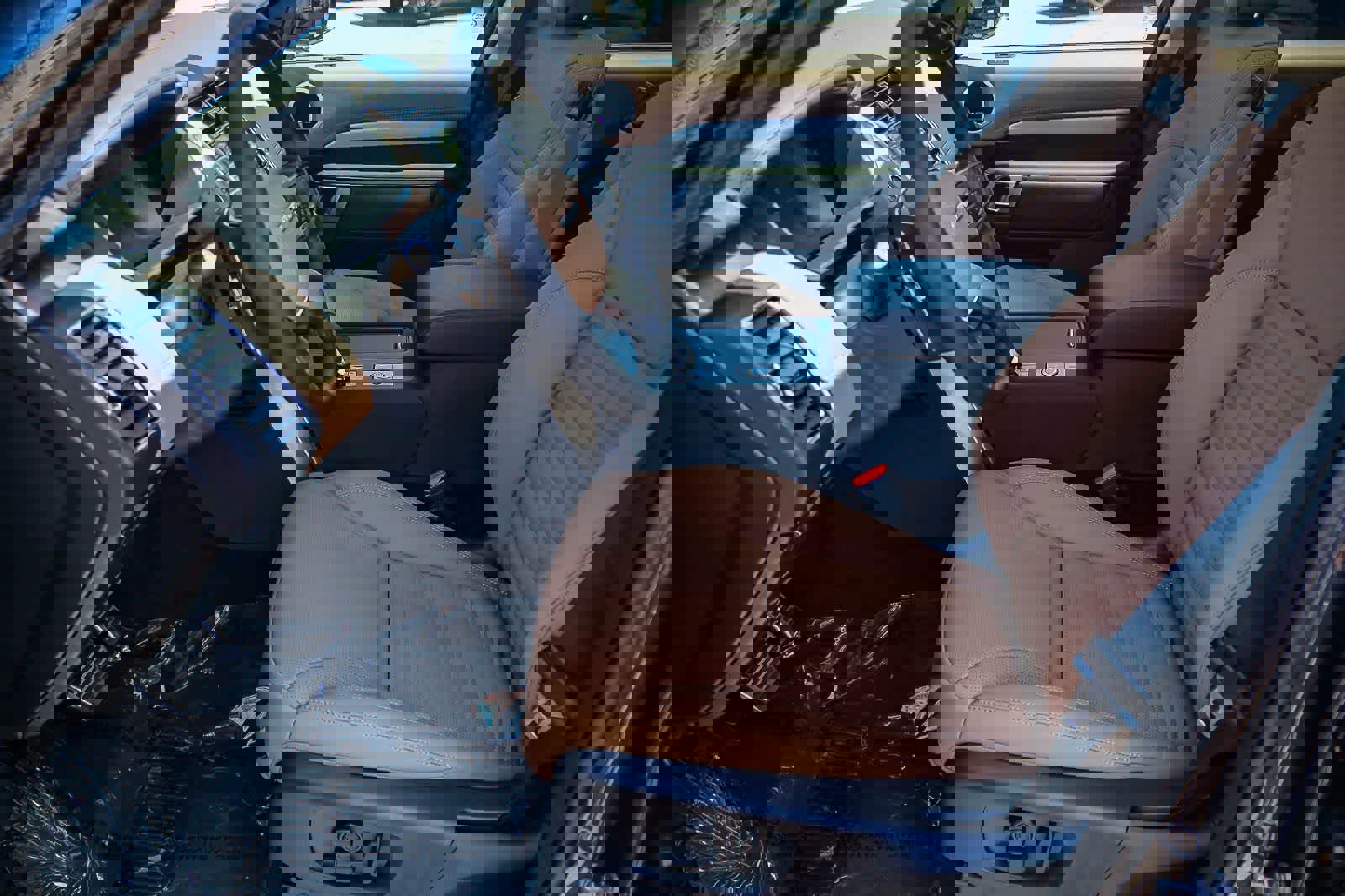 New 2026 Land Rover Discovery Limited Edition AWD/4WD image 20