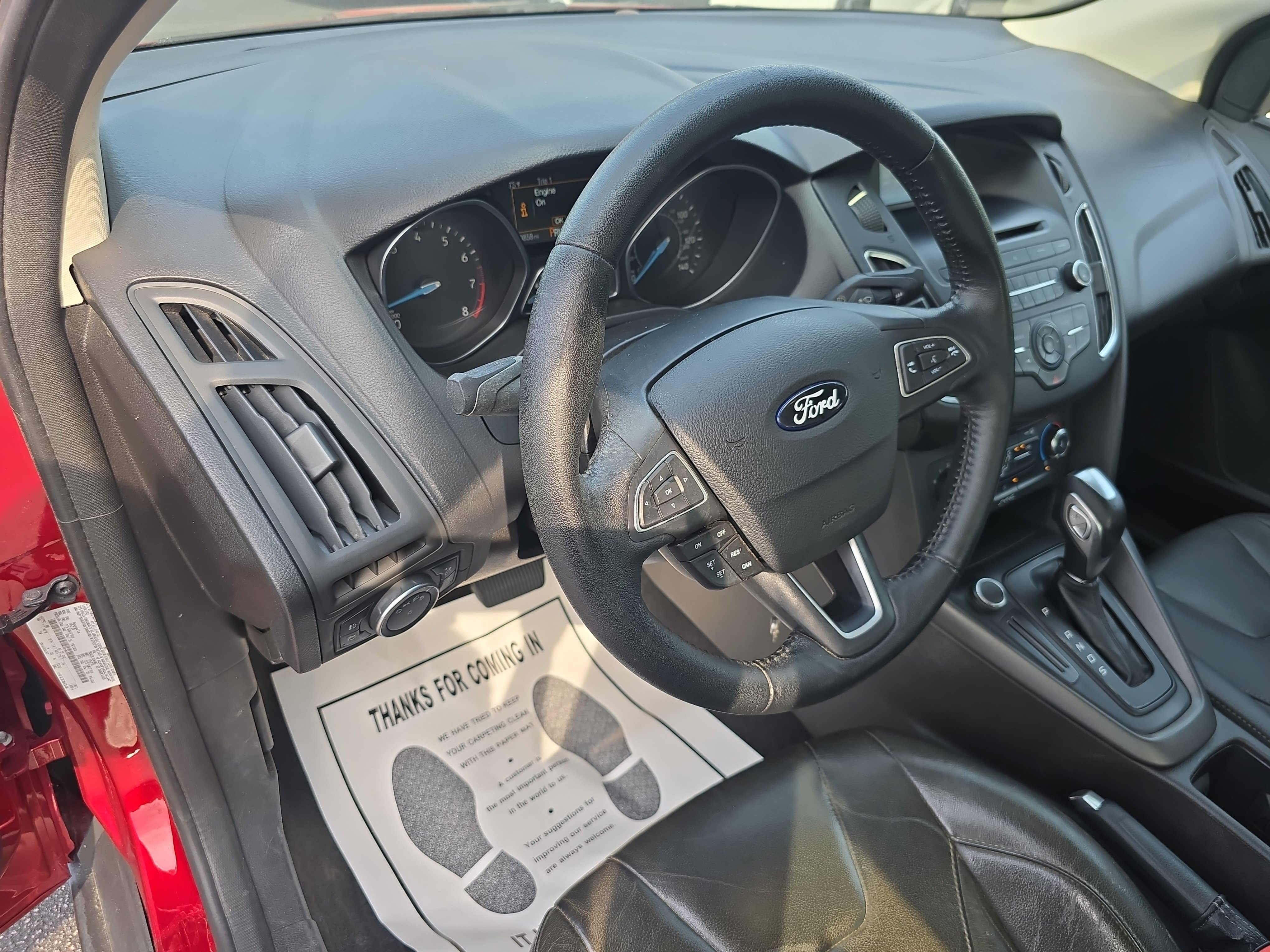 Used 2016 Ford Focus SE w/ Equipment Group 201A FWD image 15