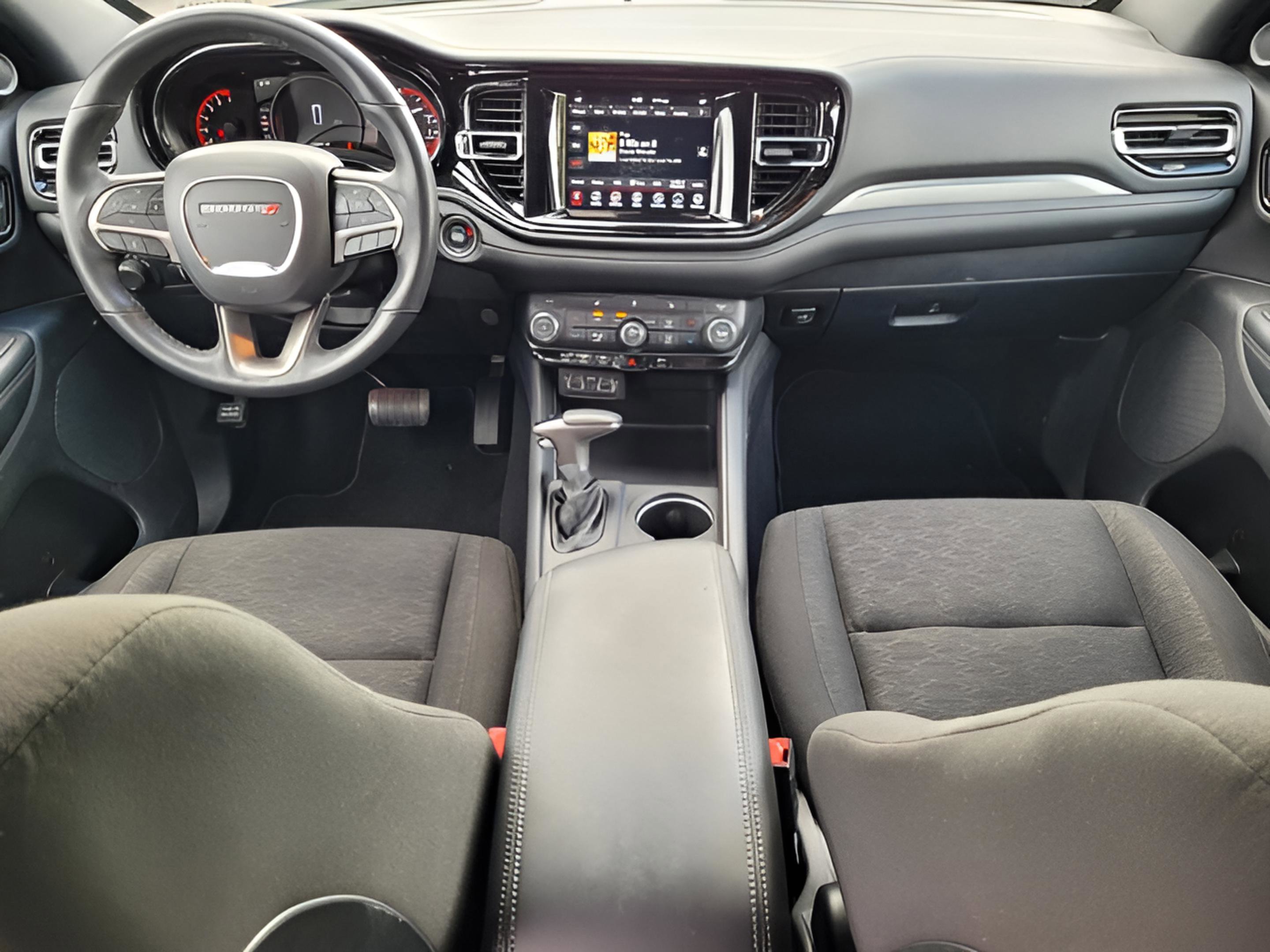 Used 2024 Dodge Durango SXT w/ 3rd Row Seating Group image 16