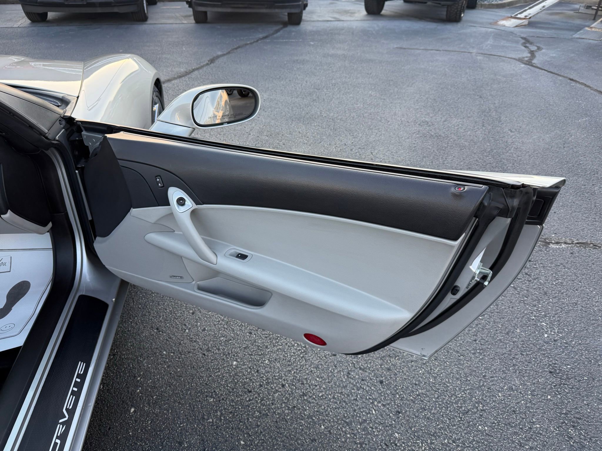 Used 2007 Chevrolet Corvette Convertible w/ Preferred Equipment Group image 13