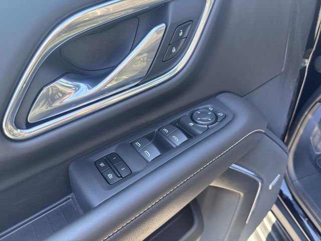 Used 2023 GMC Yukon SLT image 24