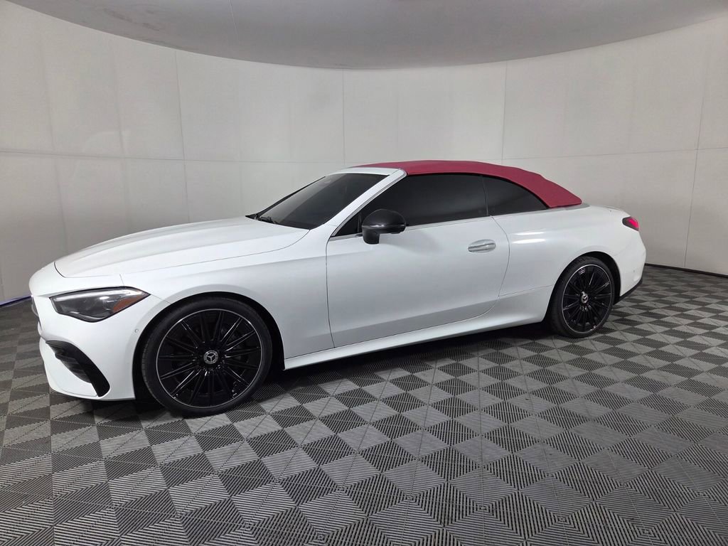 Used 2024 Mercedes-Benz CLE 300 4MATIC Cabriolet image 22
