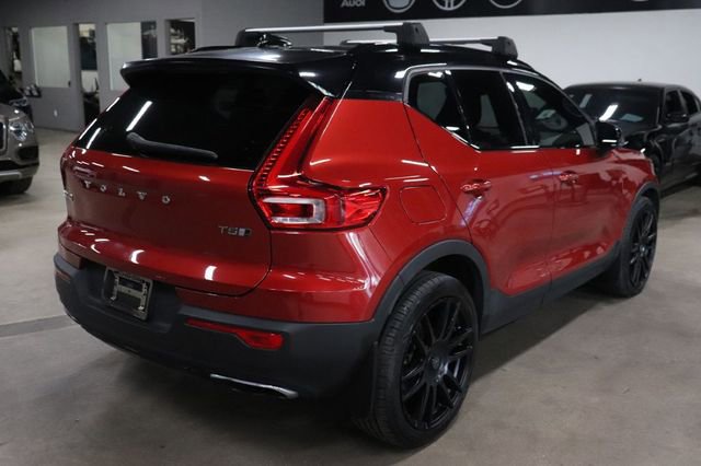 Used 2020 Volvo XC40 T5 R-Design w/ Protection Package Premier image 5
