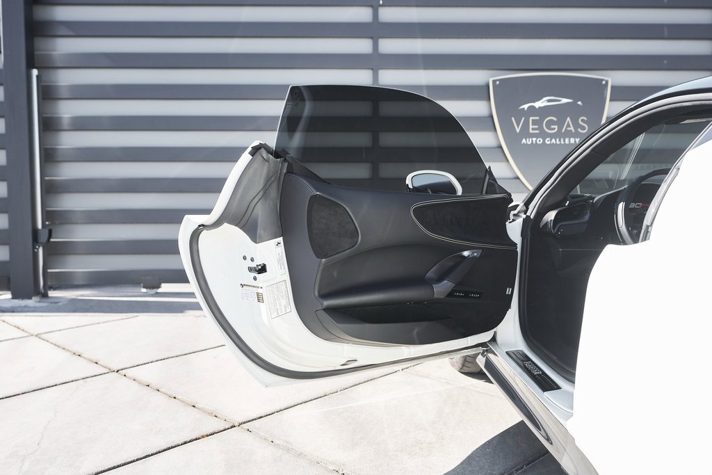 Used 2023 Ferrari SF90 Stradale image 35