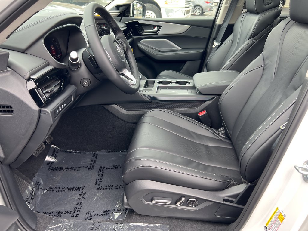 Certified 2026 Acura MDX w/ Technology Package AWD/4WD image 14