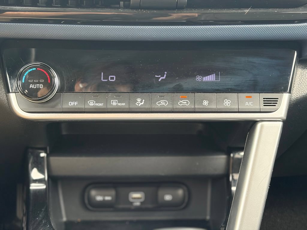 Used 2022 Kia Seltos Nightfall Edition AWD/4WD image 29