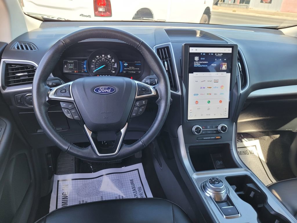 Used 2024 Ford Edge SEL image 18