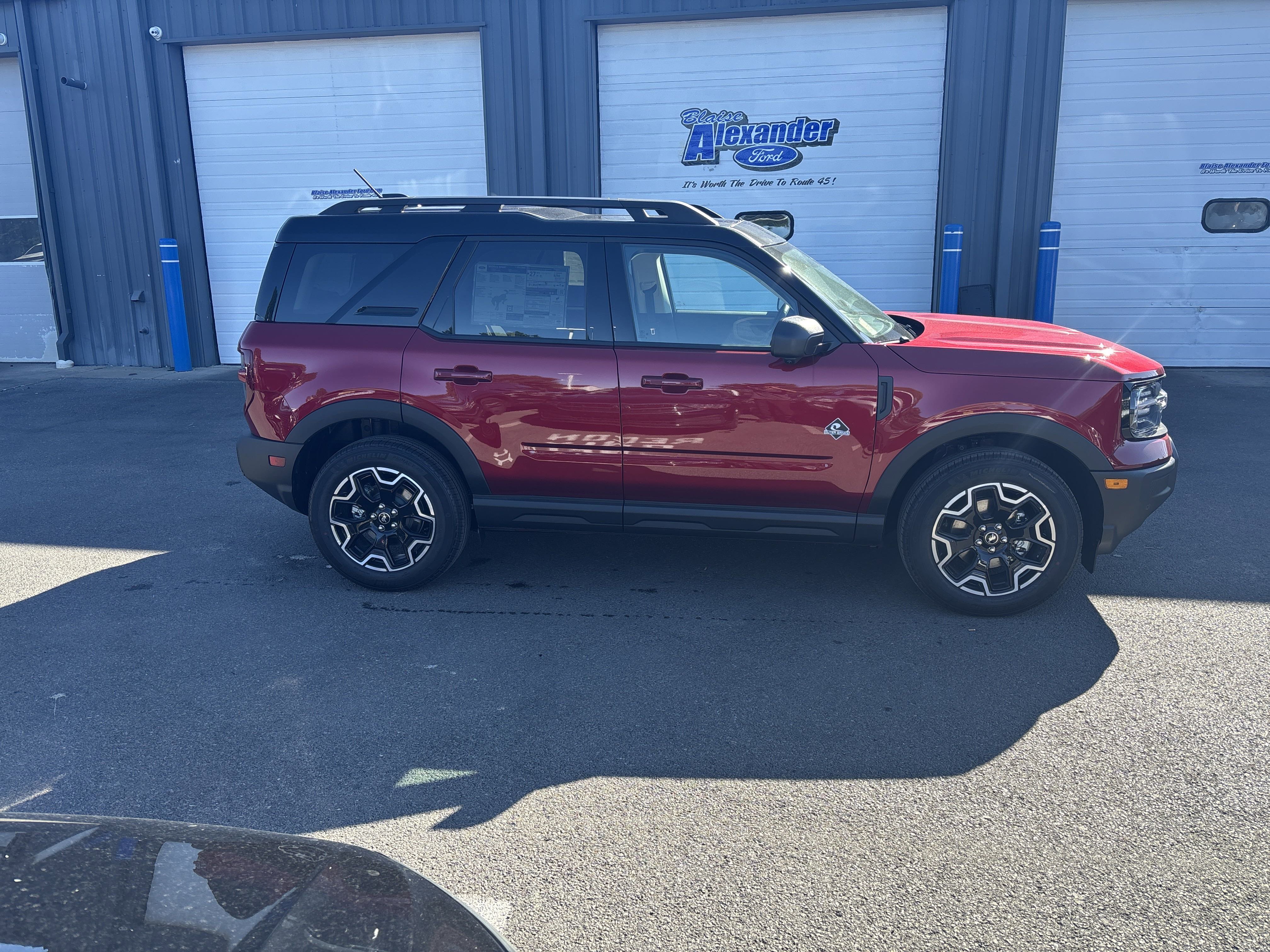 New 2025 Ford Bronco Sport Outer Banks w/ Outer Banks Tech Package+ video 2