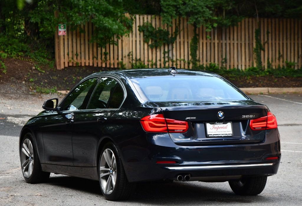 Used 2016 BMW 328i xDrive Sedan image 5
