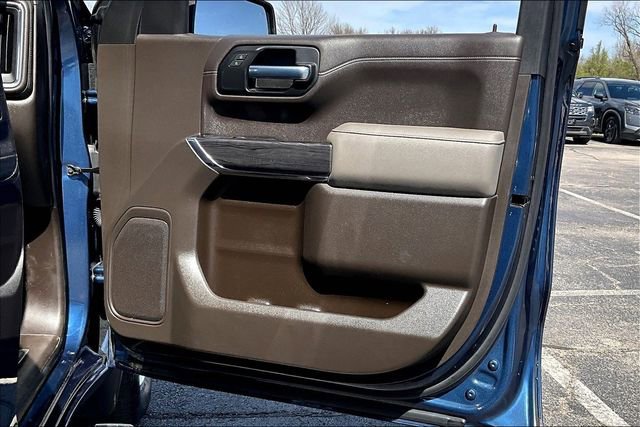 Used 2019 Chevrolet Silverado 1500 LTZ w/ LTZ Plus Package image 28