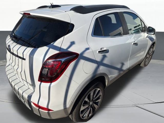 Used 2022 Buick Encore Preferred image 7