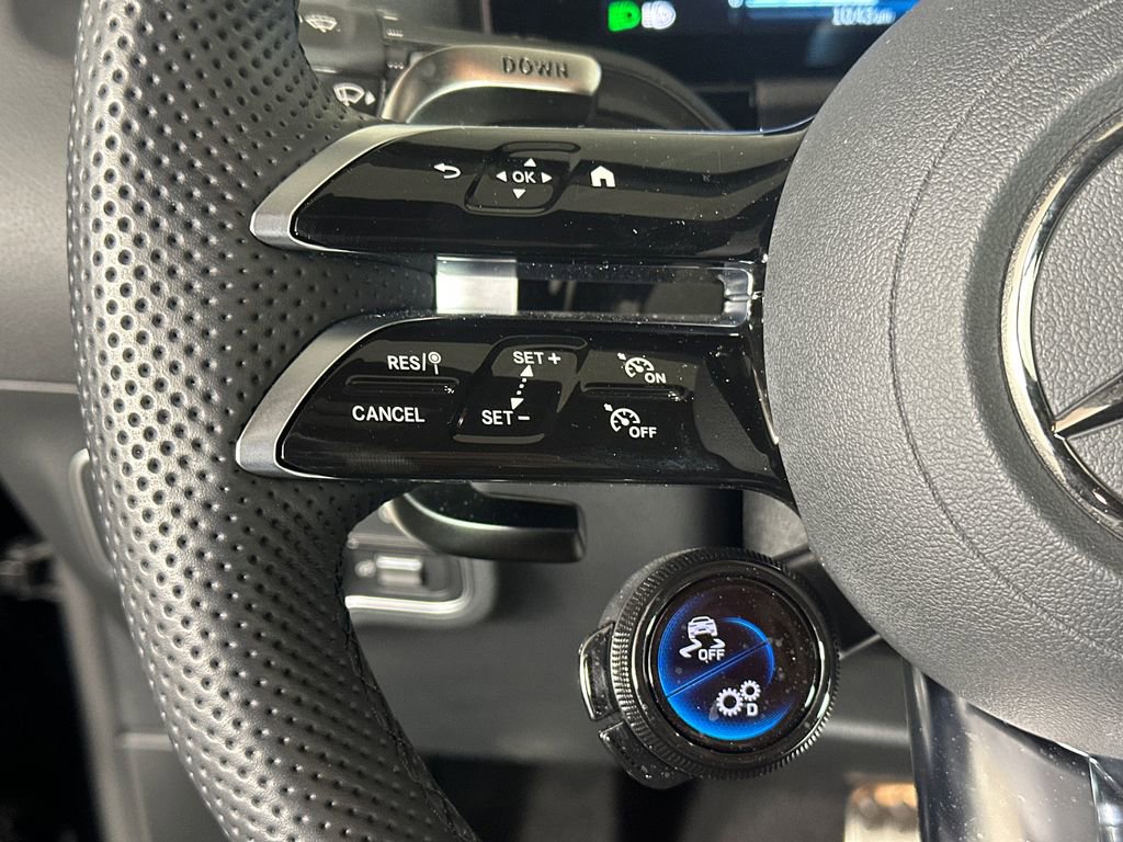 Certified 2025 Mercedes-Benz GLA 35 AMG 4MATIC image 27